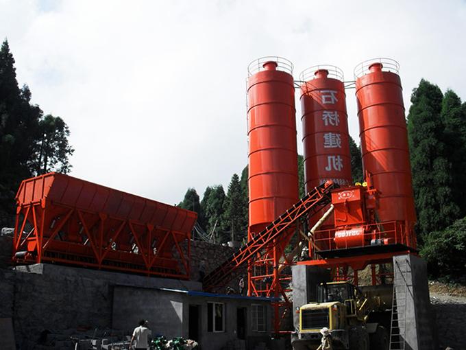 平顶山仙女山搅拌站 近景